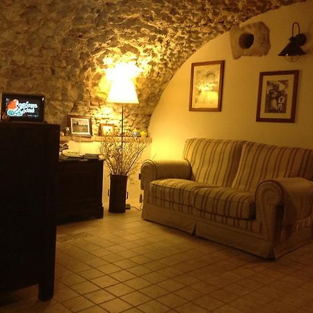 Residenza La Torre Aparthotel Санто Стефано ди Сесанио Екстериор снимка