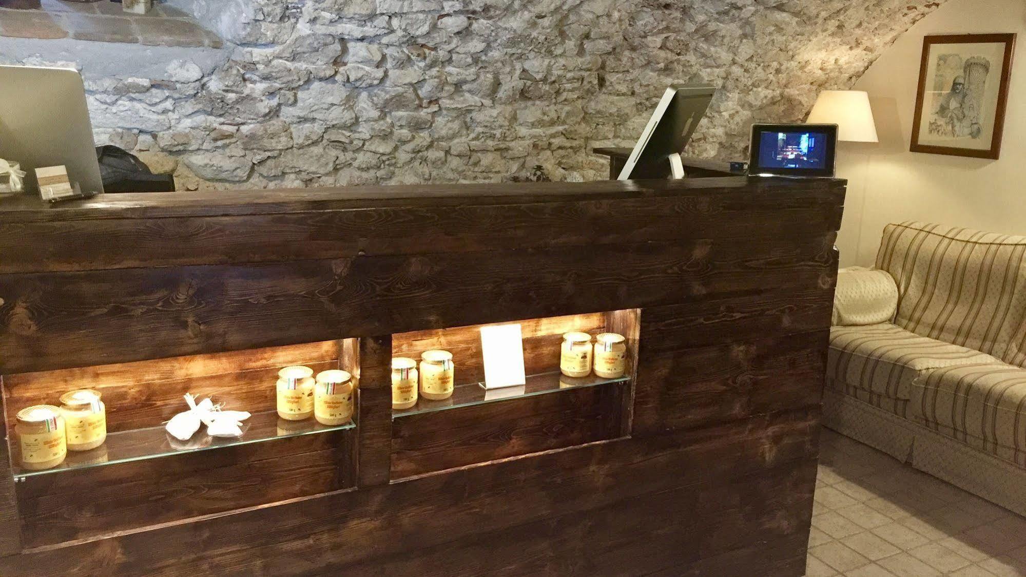 Residenza La Torre Aparthotel Санто Стефано ди Сесанио Екстериор снимка