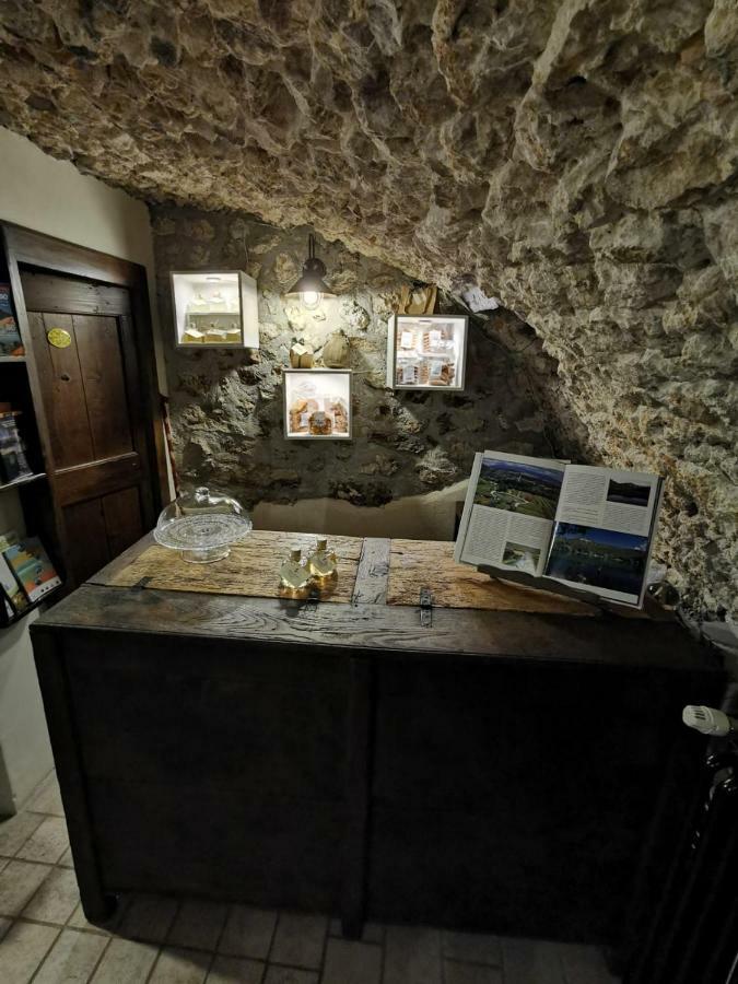 Residenza La Torre Aparthotel Санто Стефано ди Сесанио Екстериор снимка